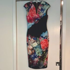 gorgeous Ted baker London heavy silk/satin dress with vibrant floral print